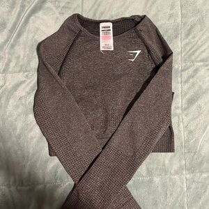 Gym shark cropped long sleeve